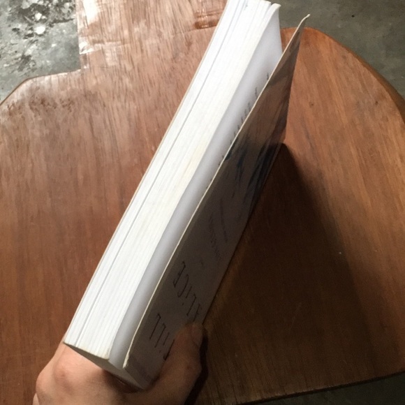 Still Alice by Lise Genova a book / Novel made into movie - Picture 3 of 5